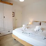 Strandweg-hus Schobuell Casa de Férias Halebull